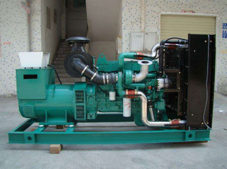 曾都1100kw康明斯柴油发电机组图片 曾都1100kw康明斯柴油发电机组图片